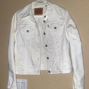 Levi's White Jean Jacket with Brown Logo Patch